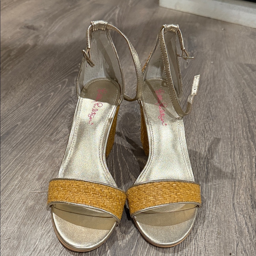 Lilly Pulitzer Elegant Gold and Tan Women's Sandals
